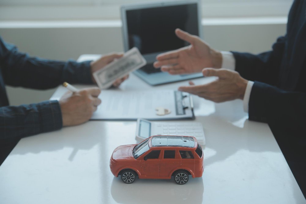 Auto ohne TÜV verkaufen mit vertrauensauto.pro professionelle Fahrzeugbewertung fairer Autoankauf schnelle Abholung und sichere Auszahlung in Deutschland.